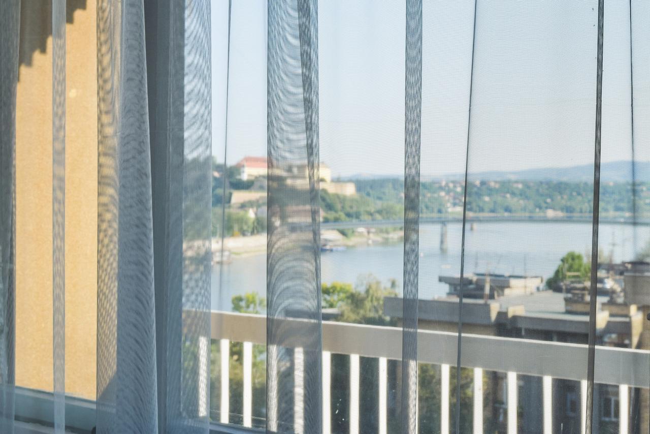 Apartman Bane 021 With A View Novi Sad Exteriör bild