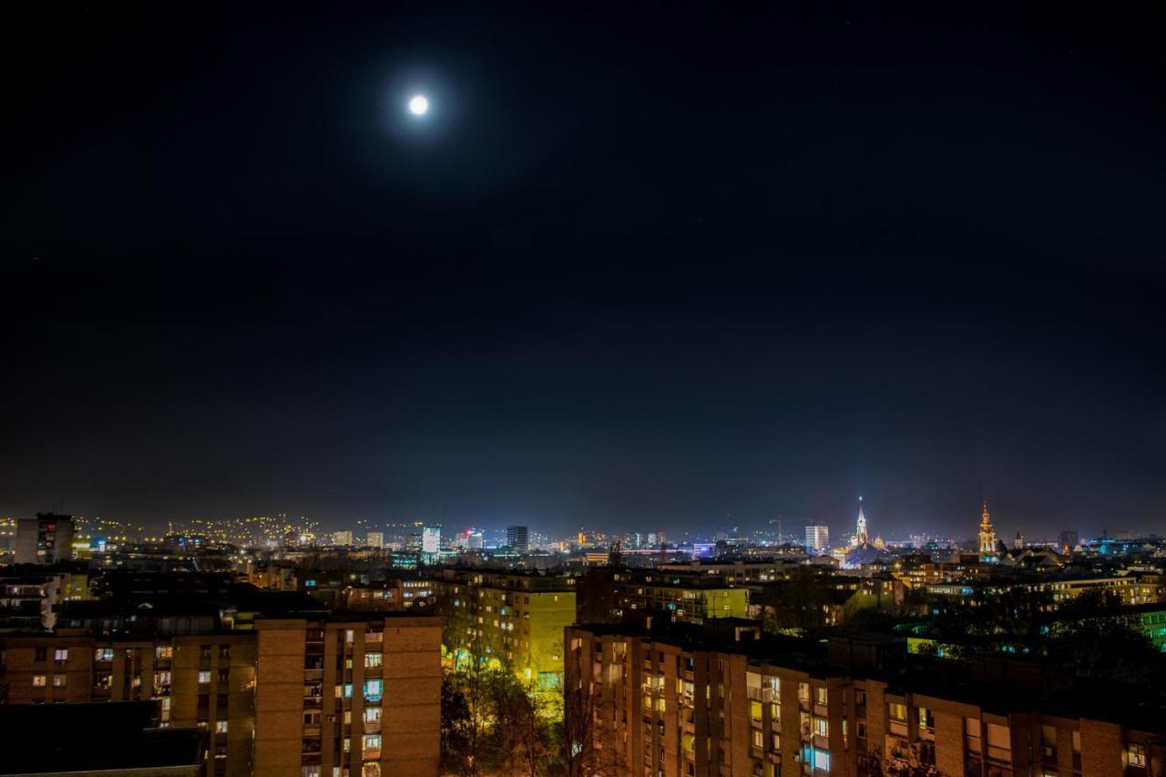 Apartman Bane 021 With A View Novi Sad Exteriör bild