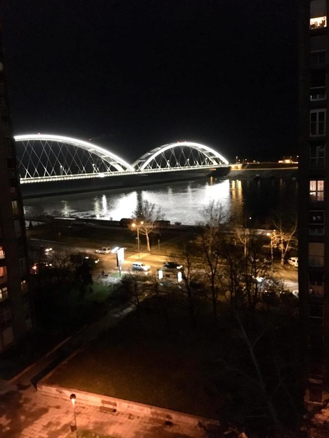 Apartman Bane 021 With A View Novi Sad Exteriör bild